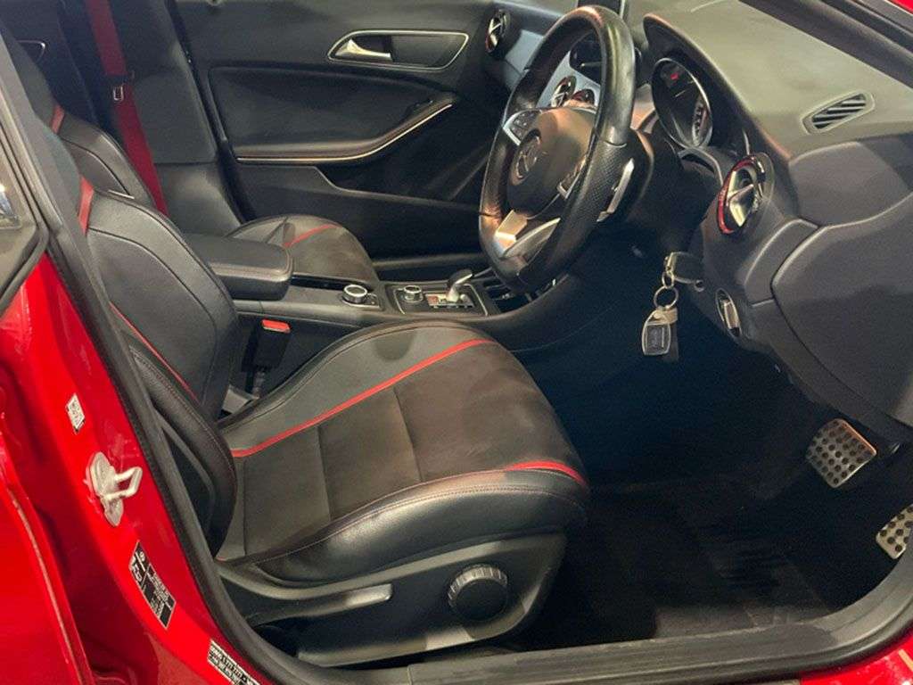 A 2016 MERCEDES-BENZ CLA 2.0 CLA45 AMG Shooting Brake 5dr Petrol SpdS DCT 4MATIC Euro 6 (s/s) (381 p A 2016 MERCEDES-BENZ CLA 2.0 CLA45 AMG Shooting Brake 5dr Petrol SpdS DCT 4MATIC Euro 6 (s/s) (381 p