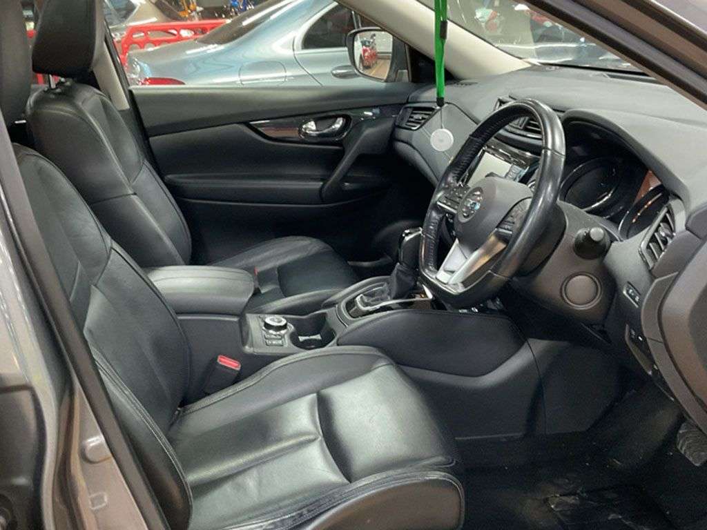 A 2018 NISSAN X-TRAIL 2.0 dCi Tekna SUV 5dr Diesel XTRON 4WD Euro 6 (s/s) (177 ps) A 2018 NISSAN X-TRAIL 2.0 dCi Tekna SUV 5dr Diesel XTRON 4WD Euro 6 (s/s) (177 ps)