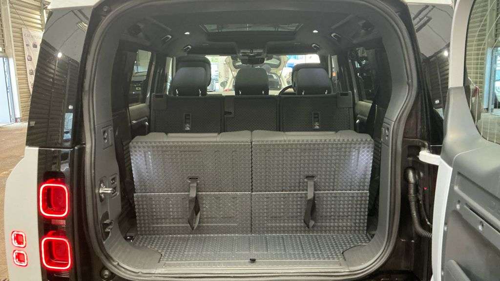 2022 LAND ROVER DEFENDER 2022 LAND ROVER DEFENDER