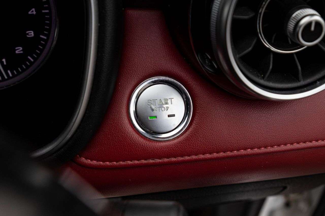 2021 MG MG HS 2021 MG MG HS