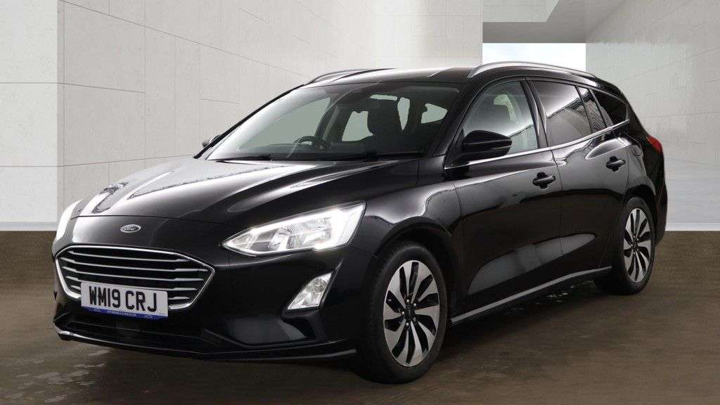 A 2019 FORD FOCUS 1.0T EcoBoost Zetec Estate 5dr Petrol Manual Euro 6 | 2 KEYS | DIAMOND CUT A 2019 FORD FOCUS 1.0T EcoBoost Zetec Estate 5dr Petrol Manual Euro 6 | 2 KEYS | DIAMOND CUT