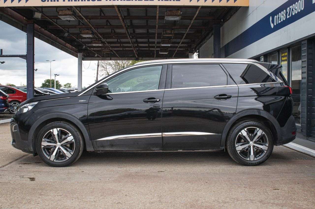 A 2019 PEUGEOT 5008 1.5 BlueHDi GT Line SUV 5dr Diesel EAT Euro 6 (s/s) (130 ps) HDD NAV | PARK A 2019 PEUGEOT 5008 1.5 BlueHDi GT Line SUV 5dr Diesel EAT Euro 6 (s/s) (130 ps) HDD NAV | PARK