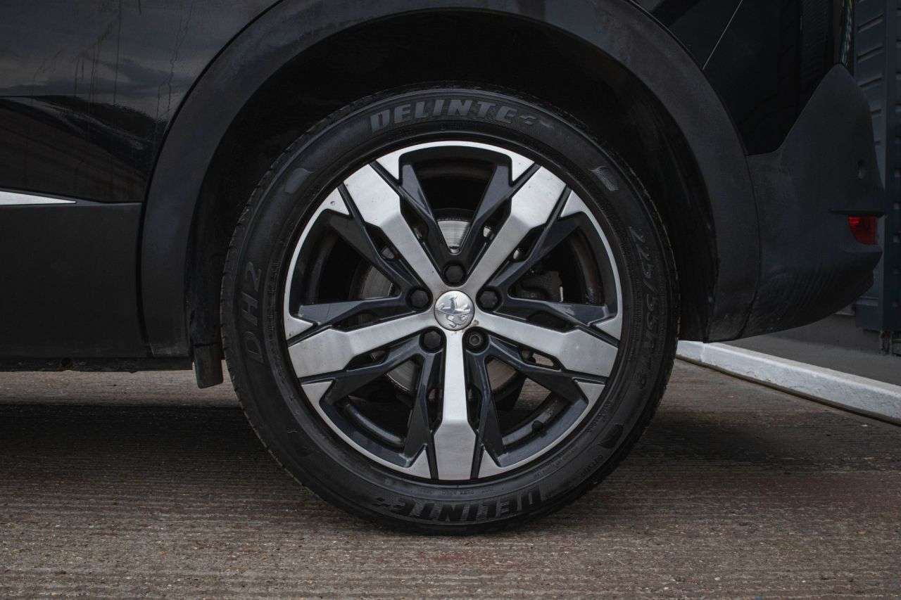 2019 PEUGEOT 5008 2019 PEUGEOT 5008