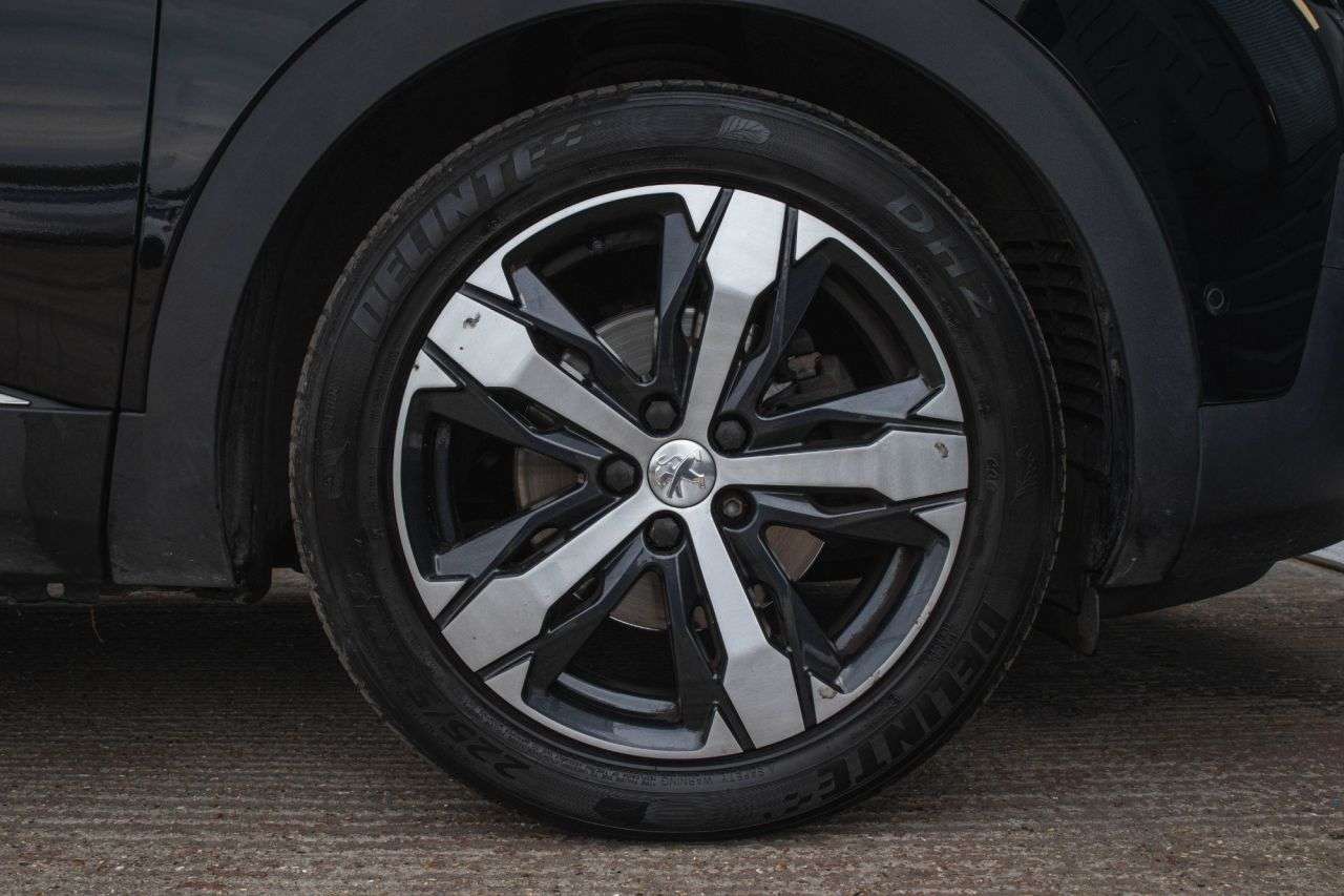 2019 PEUGEOT 5008 2019 PEUGEOT 5008