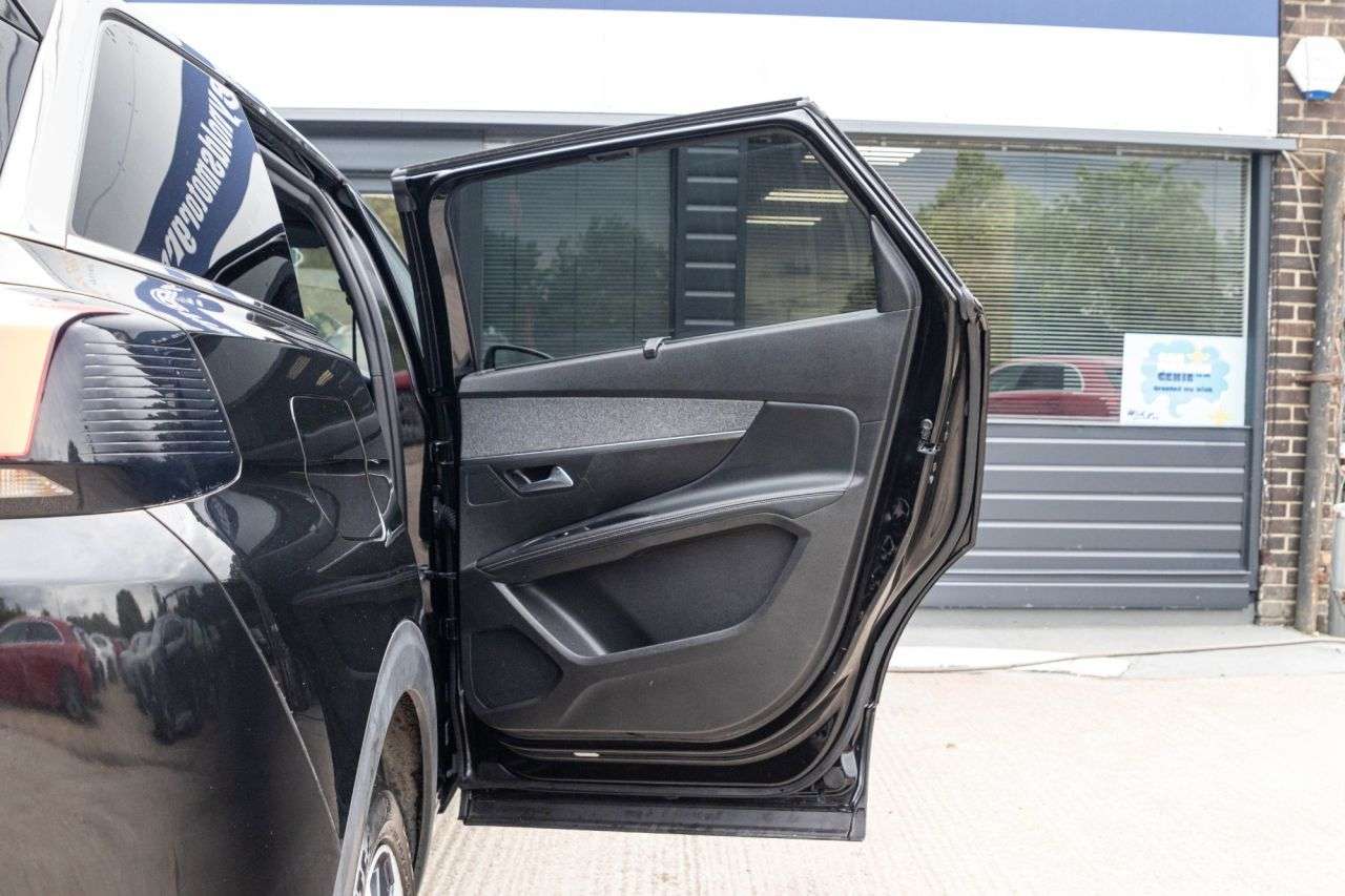 2019 PEUGEOT 5008 2019 PEUGEOT 5008