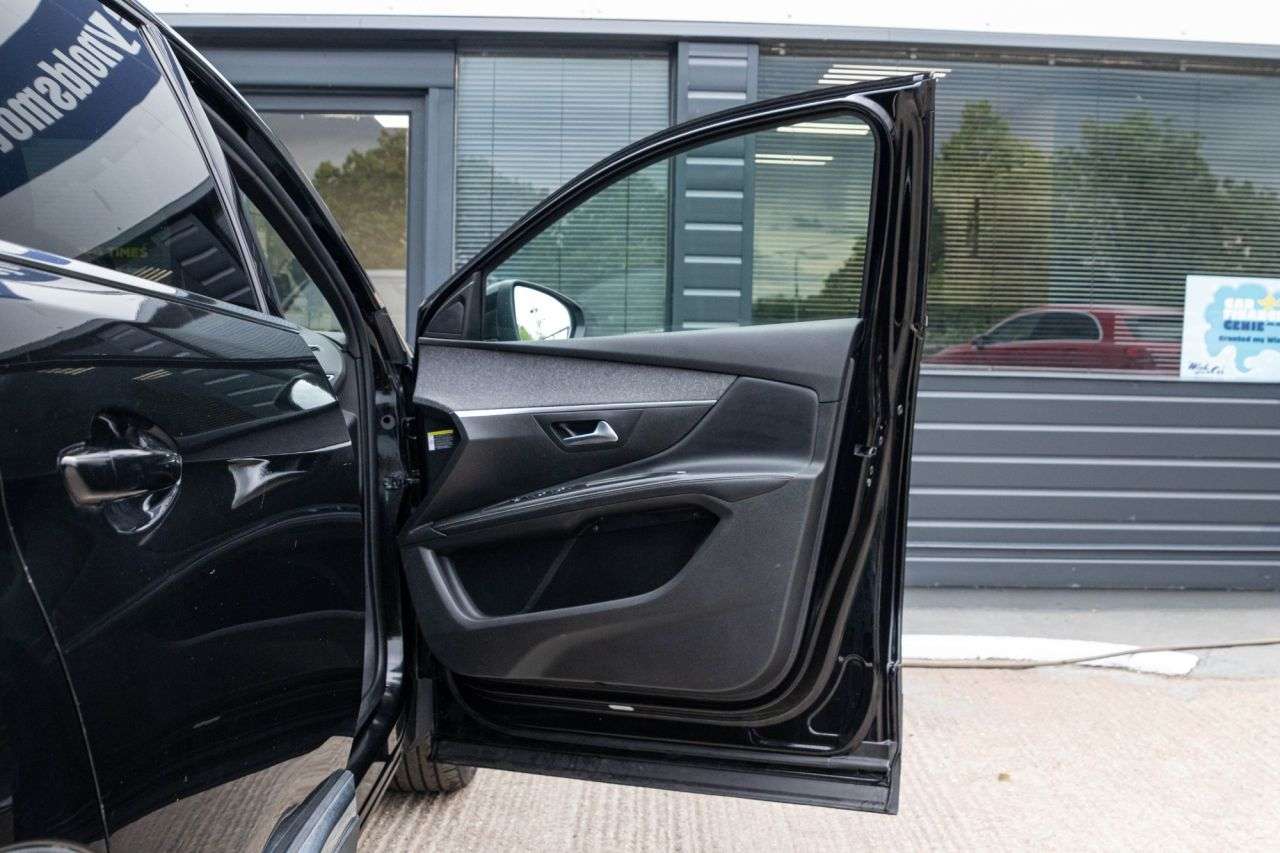 2019 PEUGEOT 5008 2019 PEUGEOT 5008