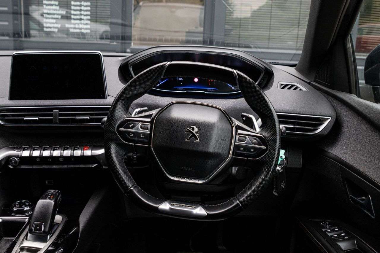 2019 PEUGEOT 5008 2019 PEUGEOT 5008