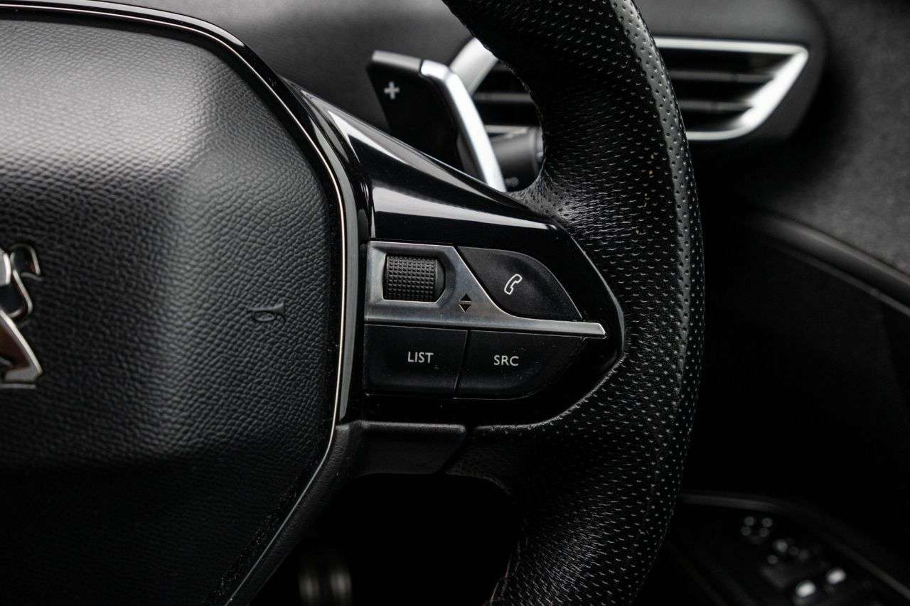 2019 PEUGEOT 5008 2019 PEUGEOT 5008