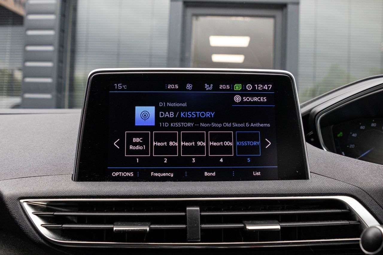 2019 PEUGEOT 5008 2019 PEUGEOT 5008