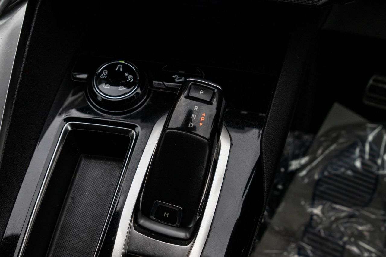2019 PEUGEOT 5008 2019 PEUGEOT 5008