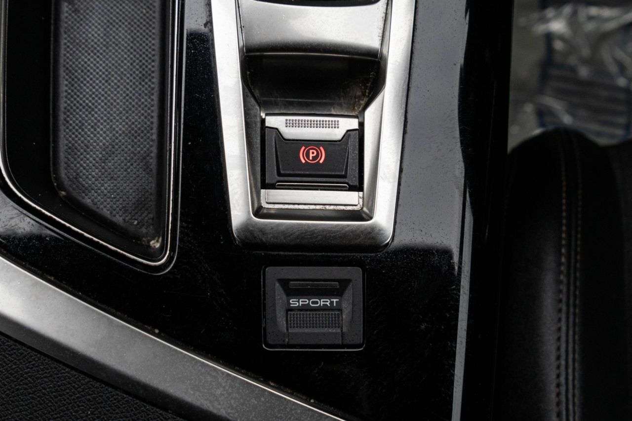 2019 PEUGEOT 5008 2019 PEUGEOT 5008