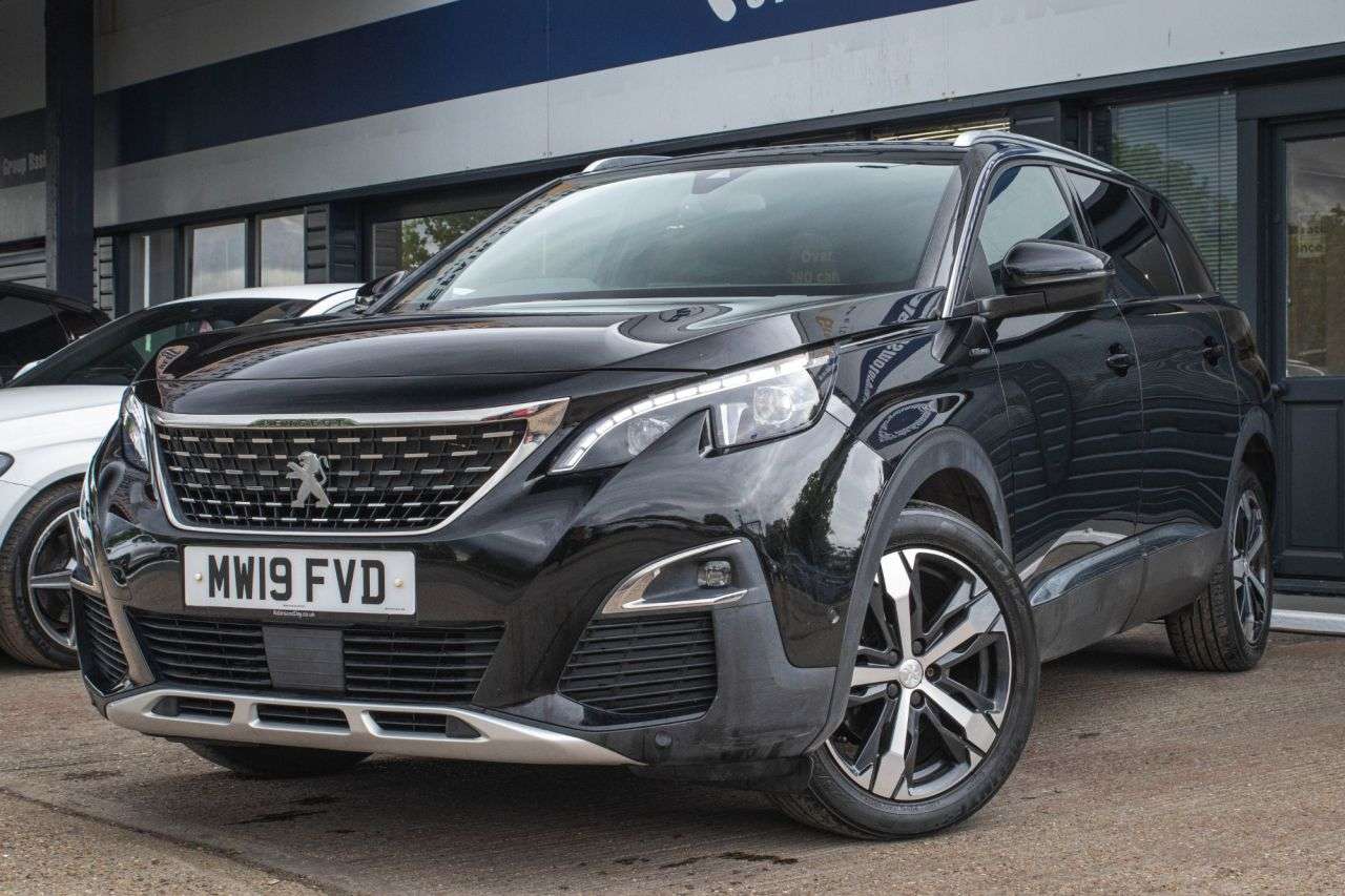 A 2019 PEUGEOT 5008 1.5 BlueHDi GT Line SUV 5dr Diesel EAT Euro 6 (s/s) (130 ps) HDD NAV | PARK A 2019 PEUGEOT 5008 1.5 BlueHDi GT Line SUV 5dr Diesel EAT Euro 6 (s/s) (130 ps) HDD NAV | PARK