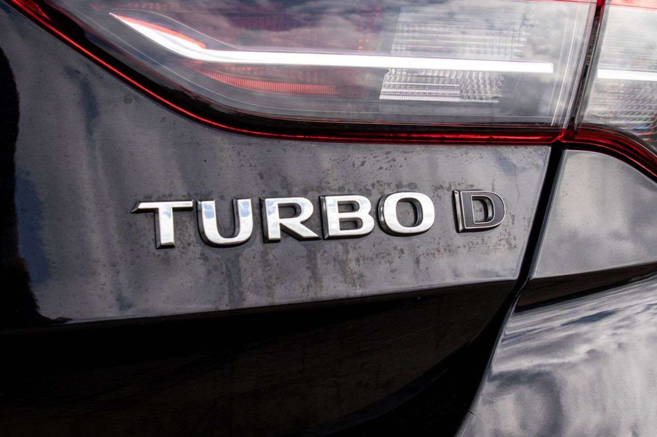 2017 VAUXHALL INSIGNIA 2017 VAUXHALL INSIGNIA
