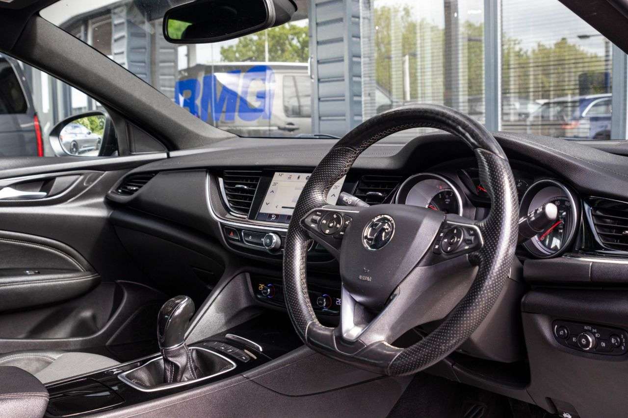 2017 VAUXHALL INSIGNIA 2017 VAUXHALL INSIGNIA