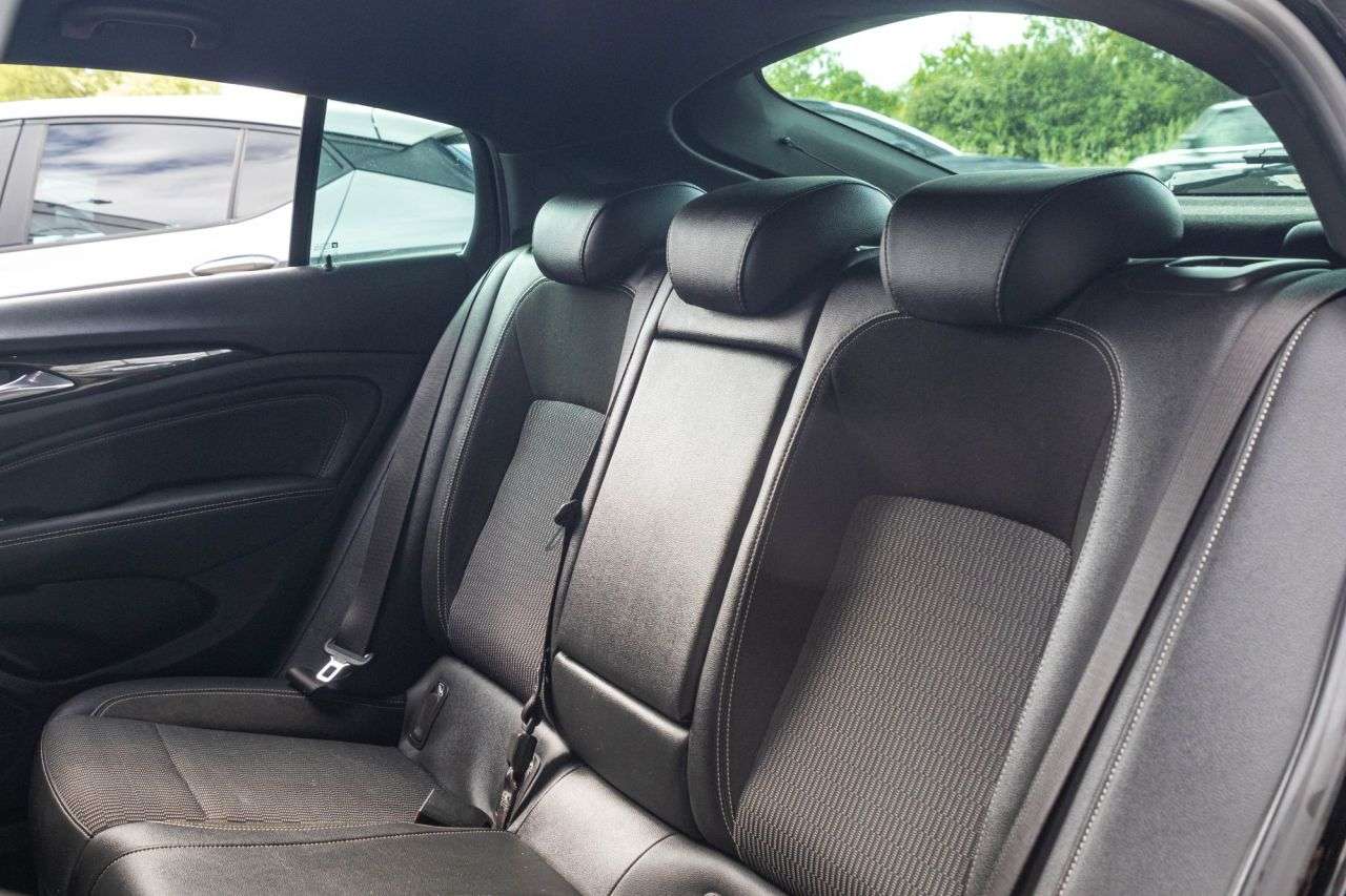 2017 VAUXHALL INSIGNIA 2017 VAUXHALL INSIGNIA