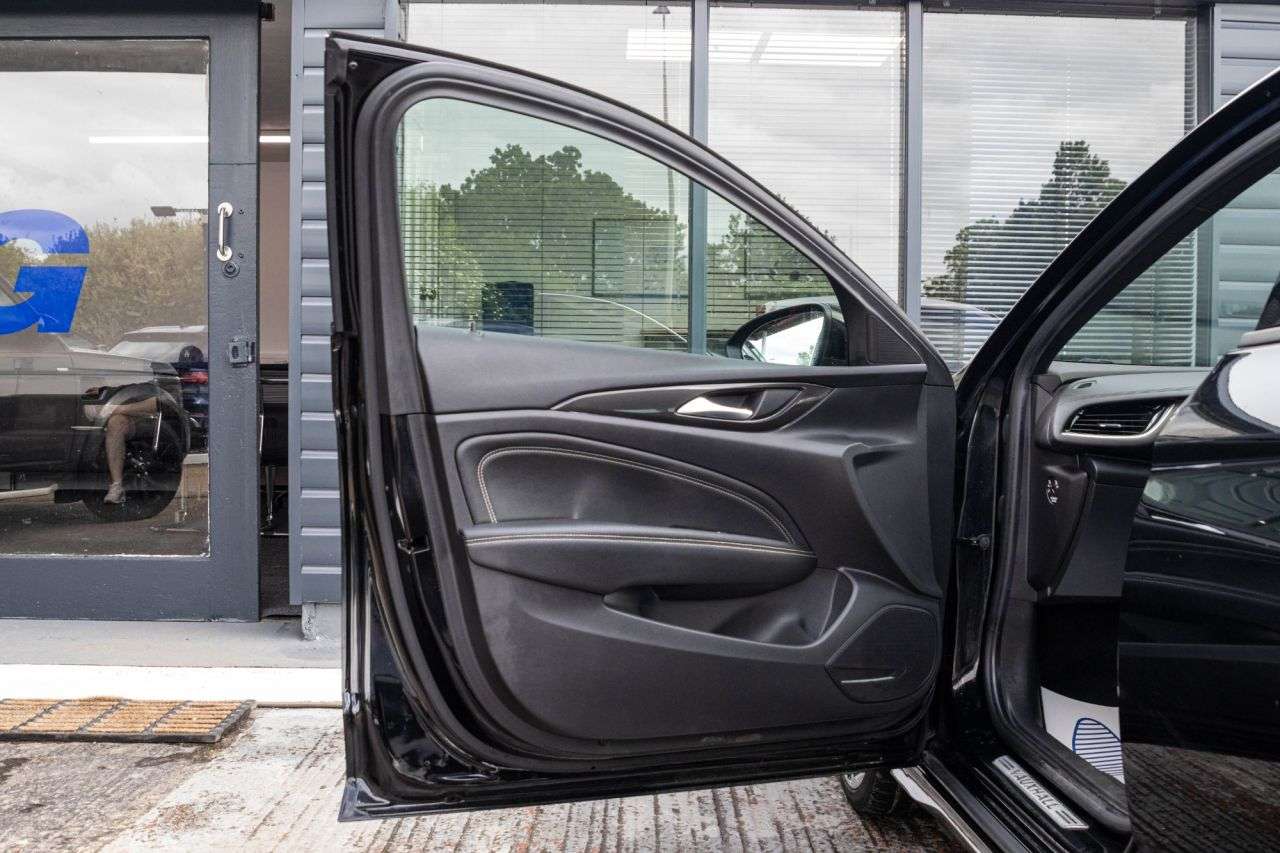 2017 VAUXHALL INSIGNIA 2017 VAUXHALL INSIGNIA