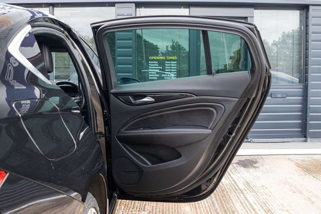 2017 VAUXHALL INSIGNIA 2017 VAUXHALL INSIGNIA
