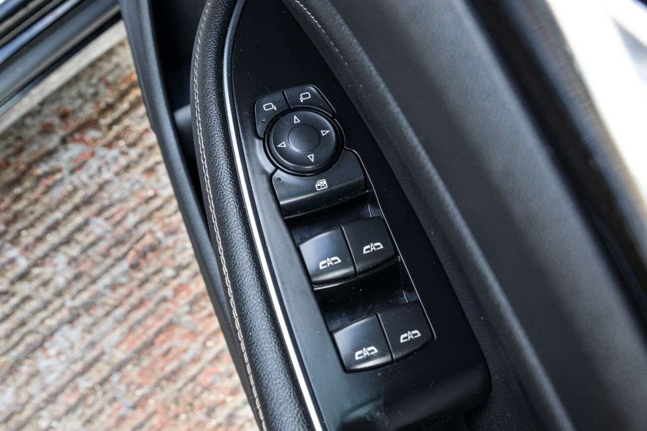 2017 VAUXHALL INSIGNIA 2017 VAUXHALL INSIGNIA