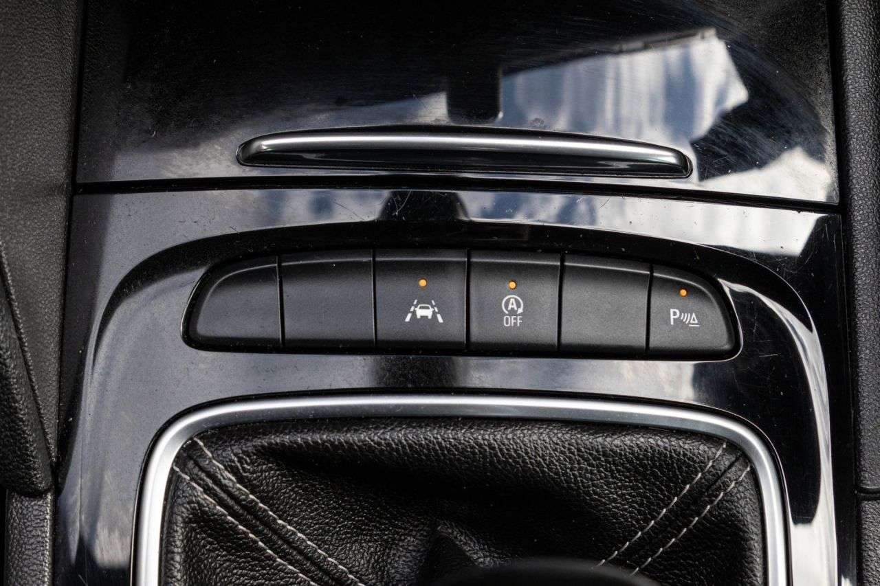 2017 VAUXHALL INSIGNIA 2017 VAUXHALL INSIGNIA