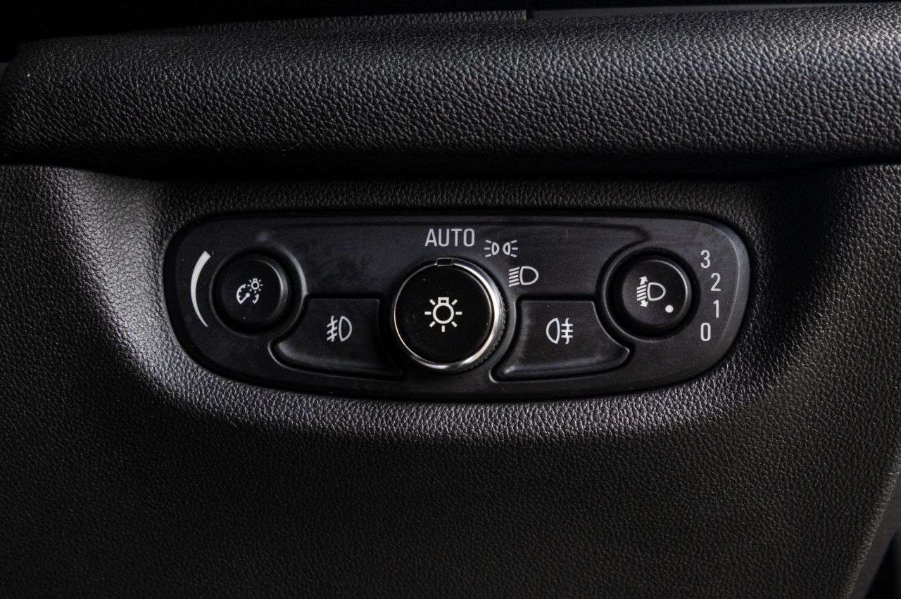2017 VAUXHALL INSIGNIA 2017 VAUXHALL INSIGNIA