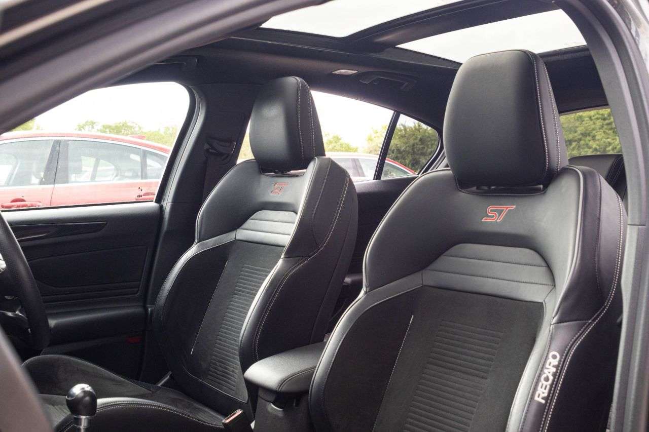 2020 FORD FOCUS 2020 FORD FOCUS
