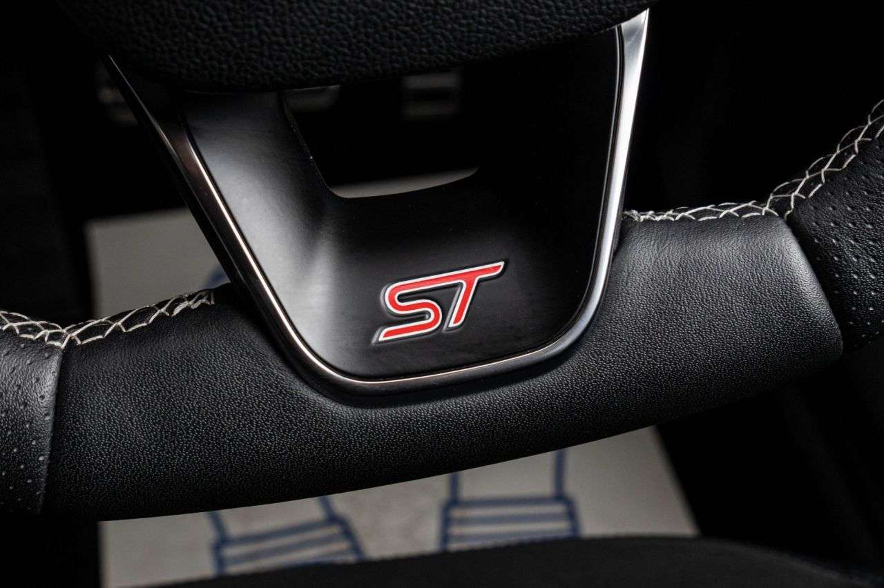 2020 FORD FOCUS 2020 FORD FOCUS