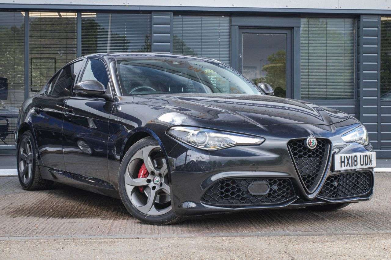 A 2018 ALFA ROMEO GIULIA 2.0T Veloce Saloon 4dr Petrol Auto Euro 6 (s/s) (280 ps) LEATHER TRIM | PER A 2018 ALFA ROMEO GIULIA 2.0T Veloce Saloon 4dr Petrol Auto Euro 6 (s/s) (280 ps) LEATHER TRIM | PER