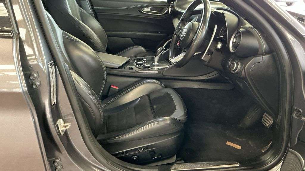 2019 ALFA ROMEO GIULIA 2019 ALFA ROMEO GIULIA