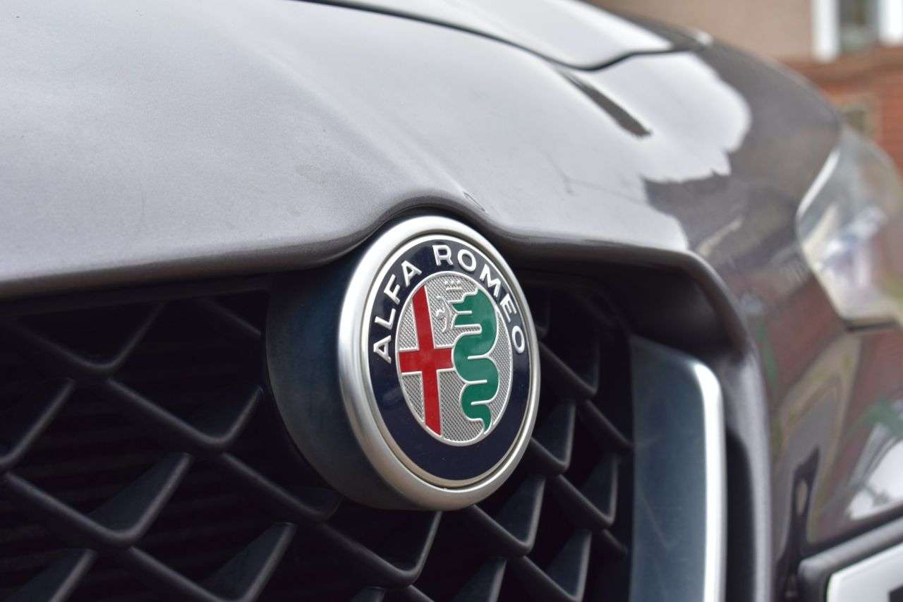 2019 ALFA ROMEO GIULIA 2019 ALFA ROMEO GIULIA