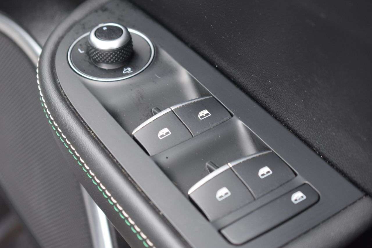 2019 ALFA ROMEO GIULIA 2019 ALFA ROMEO GIULIA
