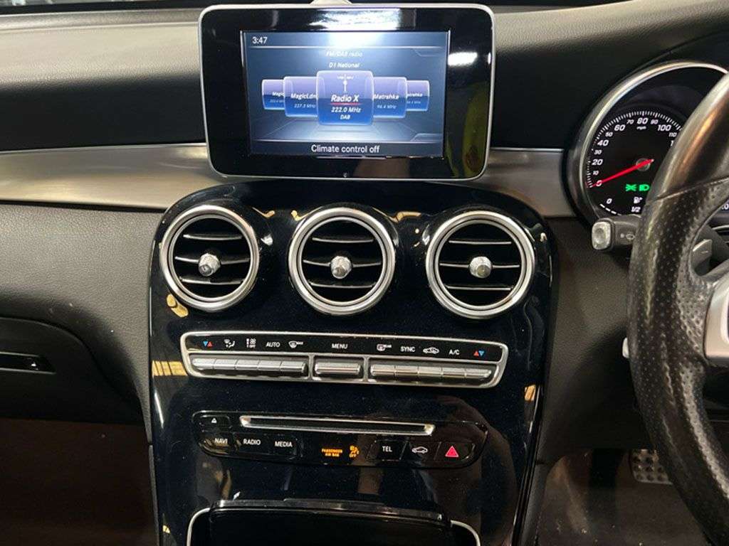 A 2017 MERCEDES-BENZ GLC 2.1 GLC220d AMG Line (Premium) Coupe 5dr Diesel G-Tronic 4MATIC Euro 6 (s/s A 2017 MERCEDES-BENZ GLC 2.1 GLC220d AMG Line (Premium) Coupe 5dr Diesel G-Tronic 4MATIC Euro 6 (s/s
