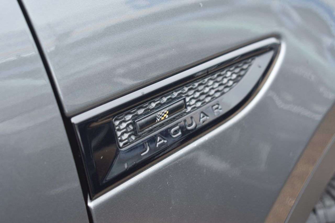 2019 JAGUAR E-PACE 2019 JAGUAR E-PACE