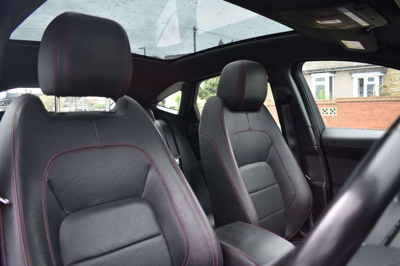 2019 JAGUAR E-PACE 2019 JAGUAR E-PACE