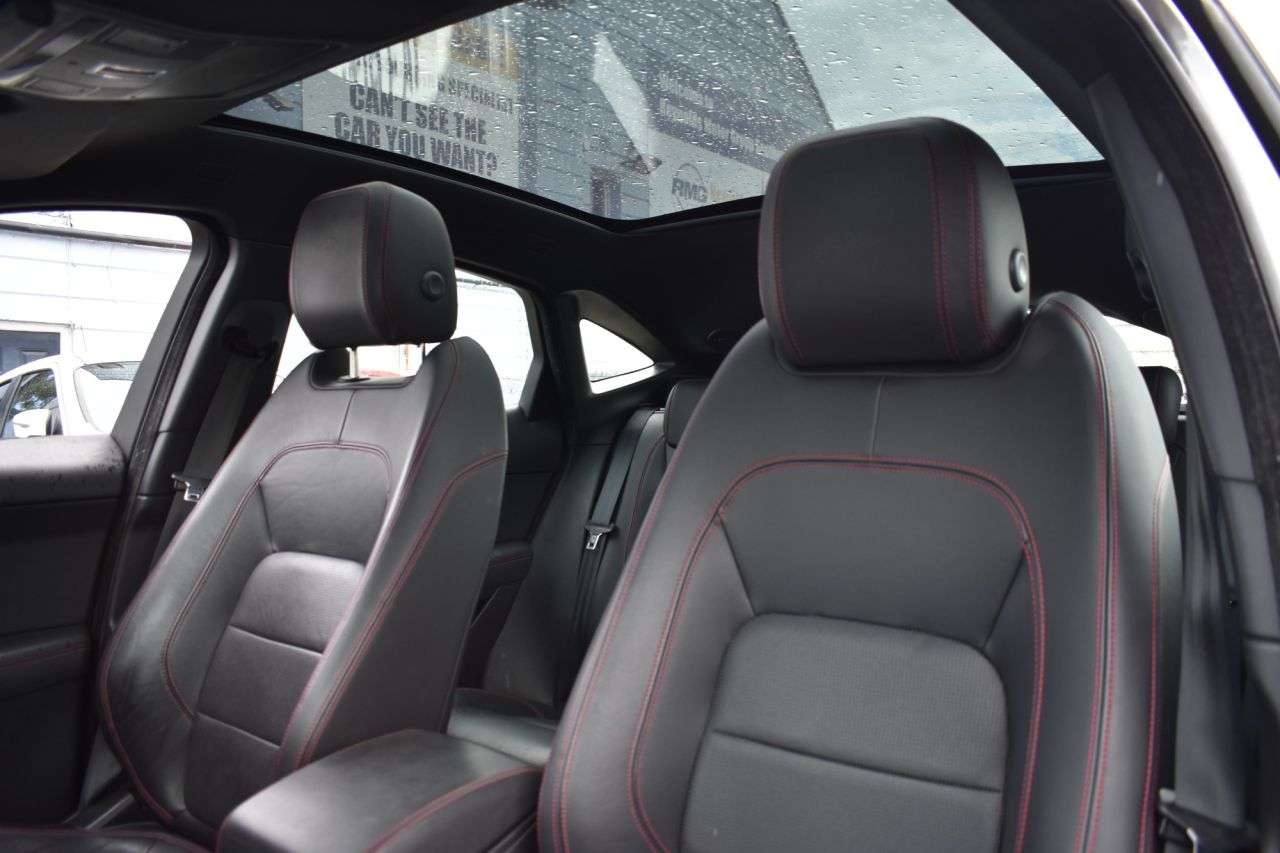 2019 JAGUAR E-PACE 2019 JAGUAR E-PACE