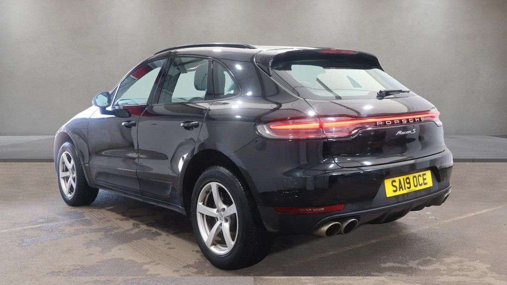 2019 PORSCHE MACAN 2019 PORSCHE MACAN