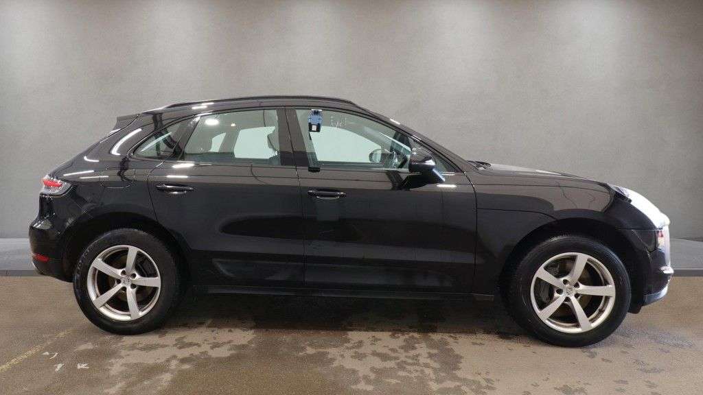 2019 PORSCHE MACAN 2019 PORSCHE MACAN