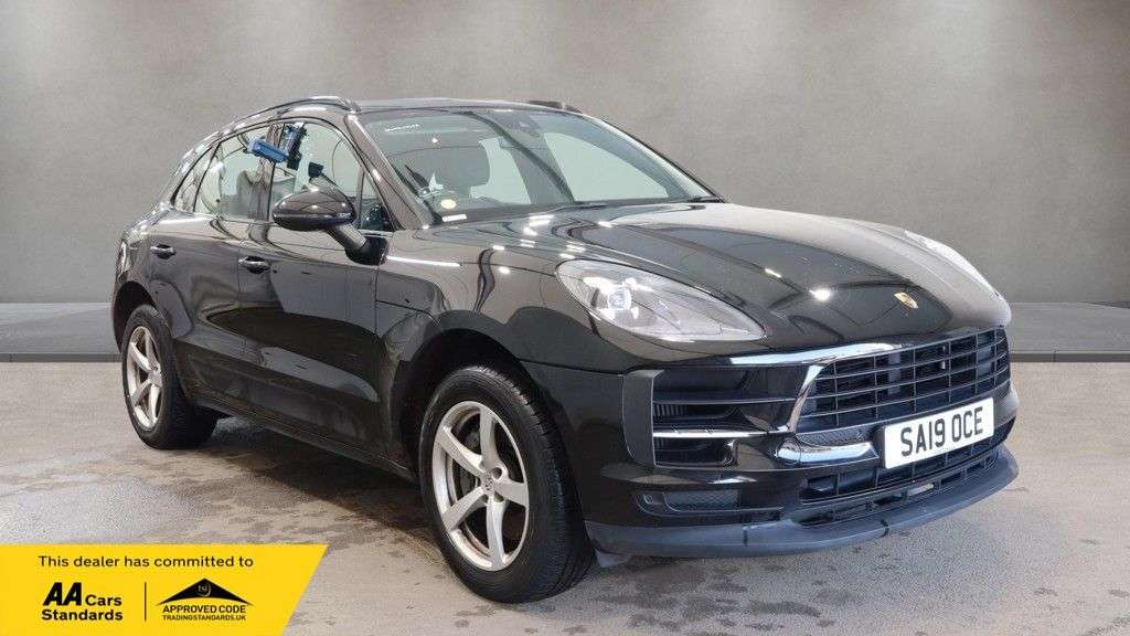 A 2019 PORSCHE MACAN 3.0T V6 S SUV 5dr Petrol PDK 4WD Euro 6 (s/s) (354 ps) HDD NAV | PARKING AI A 2019 PORSCHE MACAN 3.0T V6 S SUV 5dr Petrol PDK 4WD Euro 6 (s/s) (354 ps) HDD NAV | PARKING AI