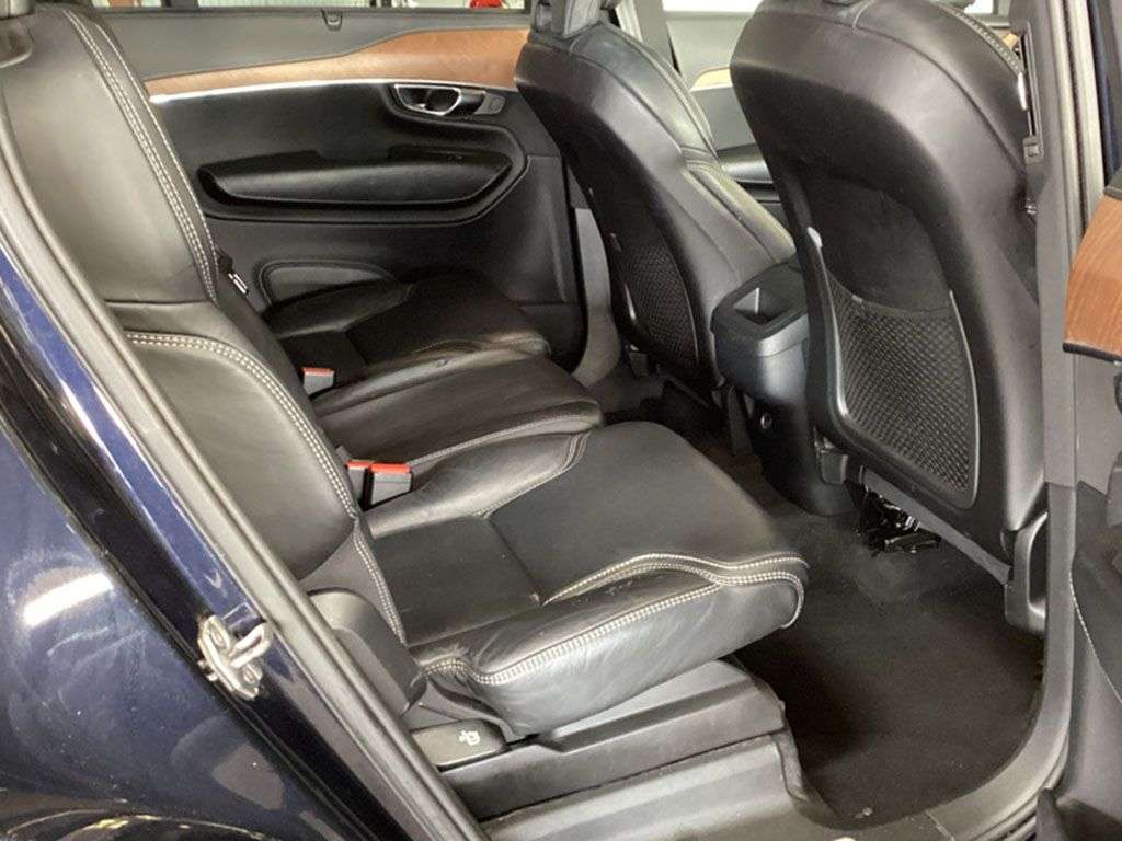 A 2018 VOLVO XC90 2.0 D5 PowerPulse Inscription SUV 5dr Diesel Auto 4WD Euro 6 (s/s) (235 ps) A 2018 VOLVO XC90 2.0 D5 PowerPulse Inscription SUV 5dr Diesel Auto 4WD Euro 6 (s/s) (235 ps)