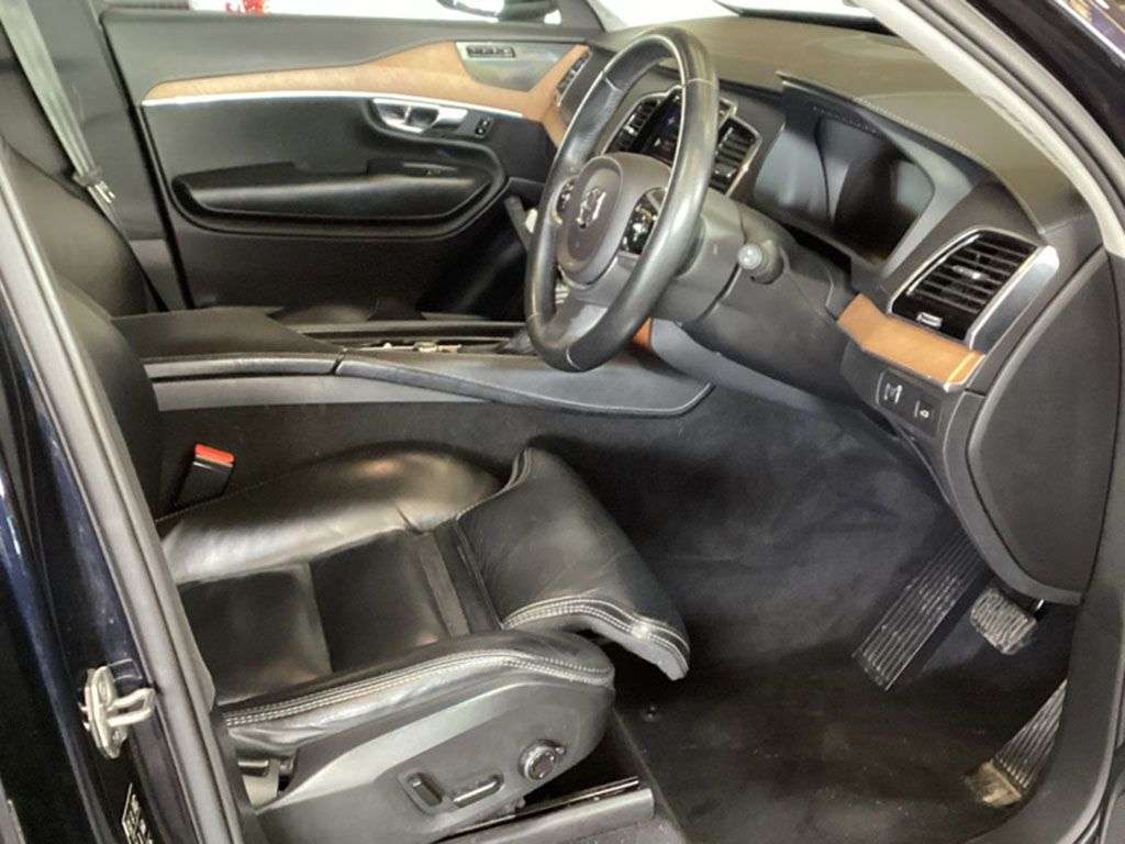 A 2018 VOLVO XC90 2.0 D5 PowerPulse Inscription SUV 5dr Diesel Auto 4WD Euro 6 (s/s) (235 ps) A 2018 VOLVO XC90 2.0 D5 PowerPulse Inscription SUV 5dr Diesel Auto 4WD Euro 6 (s/s) (235 ps)