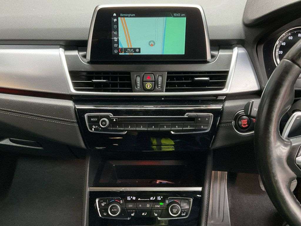 A 2018 BMW 2 SERIES GRAN TOURER 2.0 220d M Sport MPV 5dr Diesel Auto xDrive Euro 6 (s/s) (190 ps) HDD NAV | A 2018 BMW 2 SERIES GRAN TOURER 2.0 220d M Sport MPV 5dr Diesel Auto xDrive Euro 6 (s/s) (190 ps) HDD NAV |
