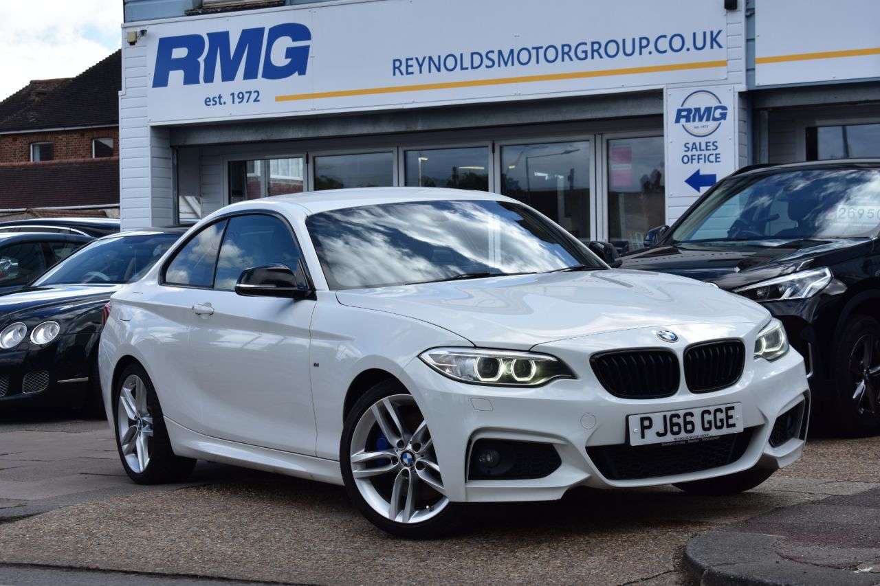 A 2016 BMW 2 SERIES 2.0 218d M Sport Coupe 2dr Diesel Manual Euro 6 | HARMON KARDON SOUND SYSTE A 2016 BMW 2 SERIES 2.0 218d M Sport Coupe 2dr Diesel Manual Euro 6 | HARMON KARDON SOUND SYSTE