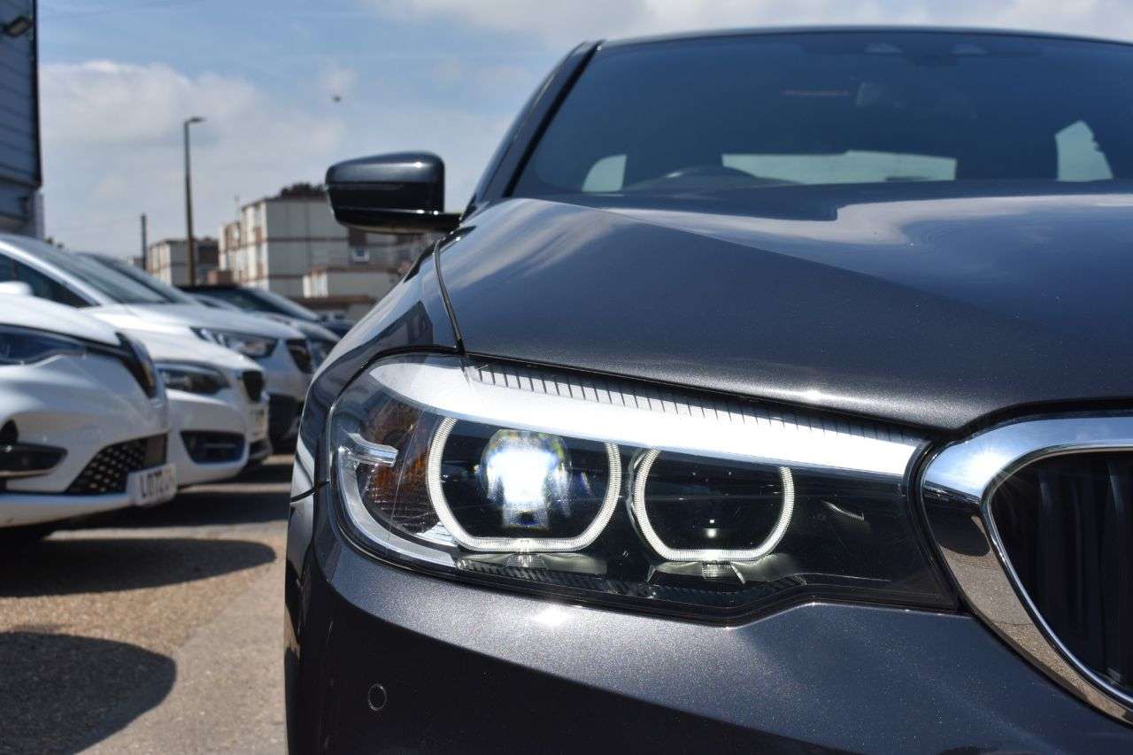 2019 BMW 5 SERIES 2019 BMW 5 SERIES