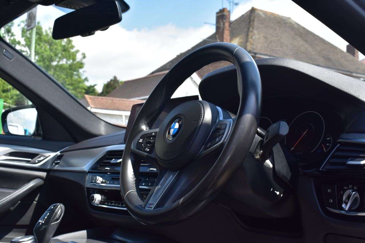 2019 BMW 5 SERIES 2019 BMW 5 SERIES