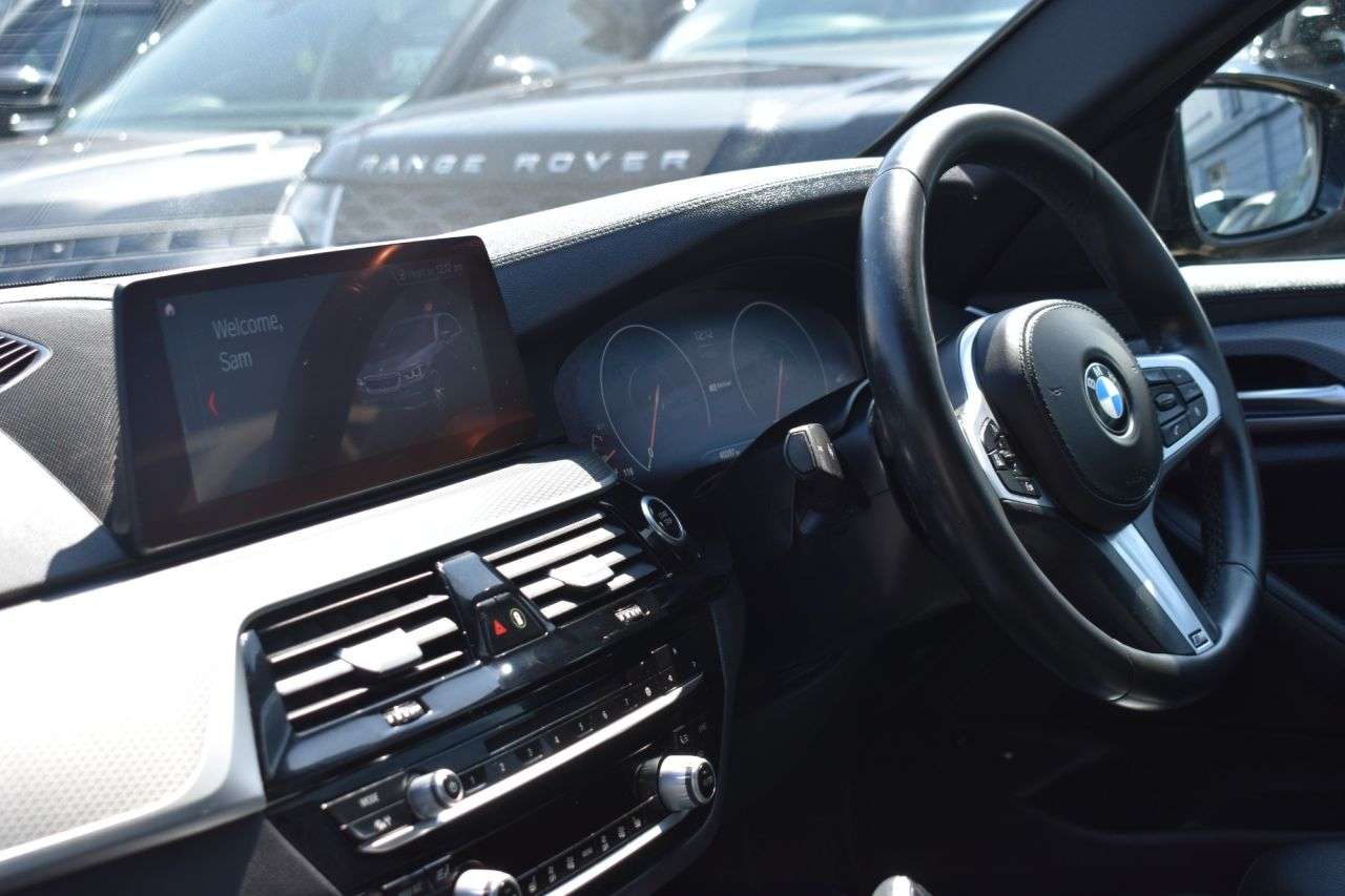 2019 BMW 5 SERIES 2019 BMW 5 SERIES