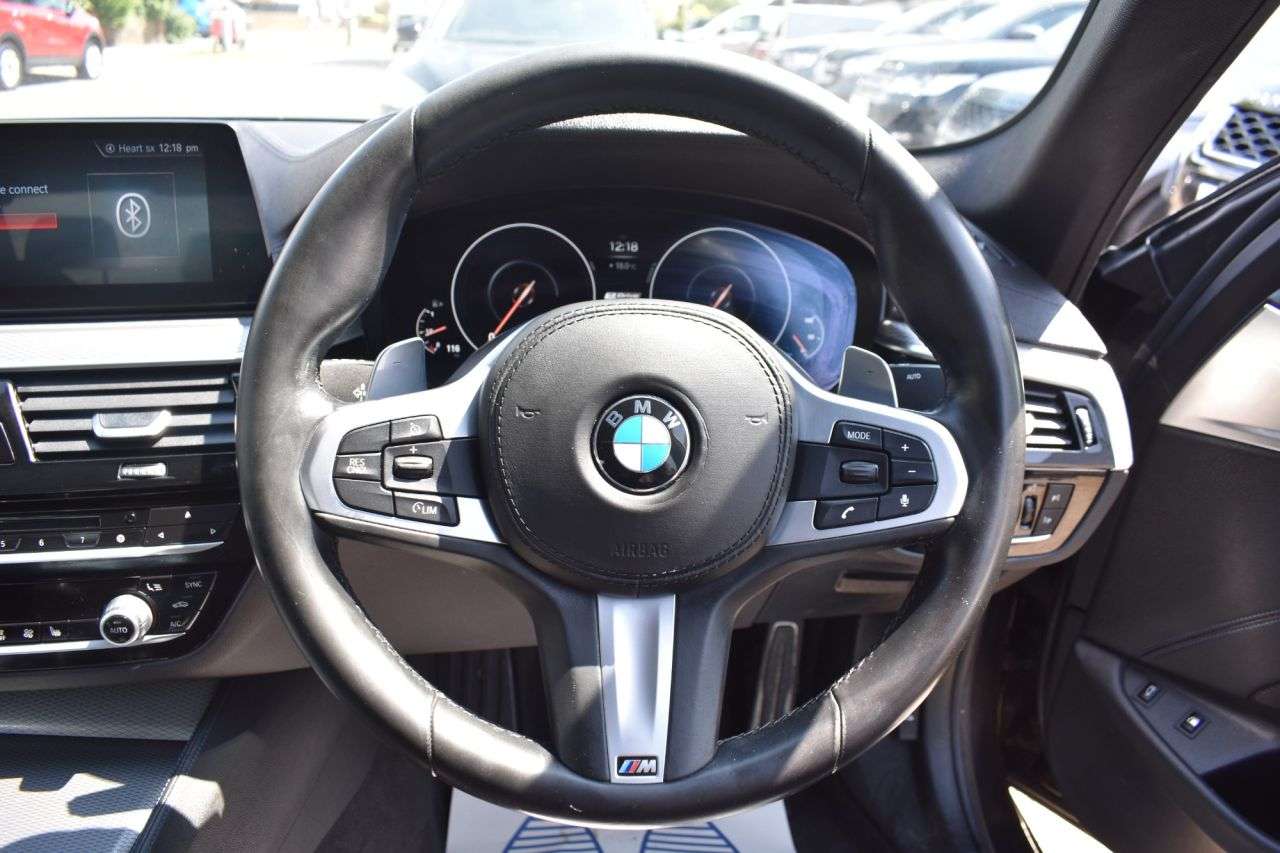 2019 BMW 5 SERIES 2019 BMW 5 SERIES