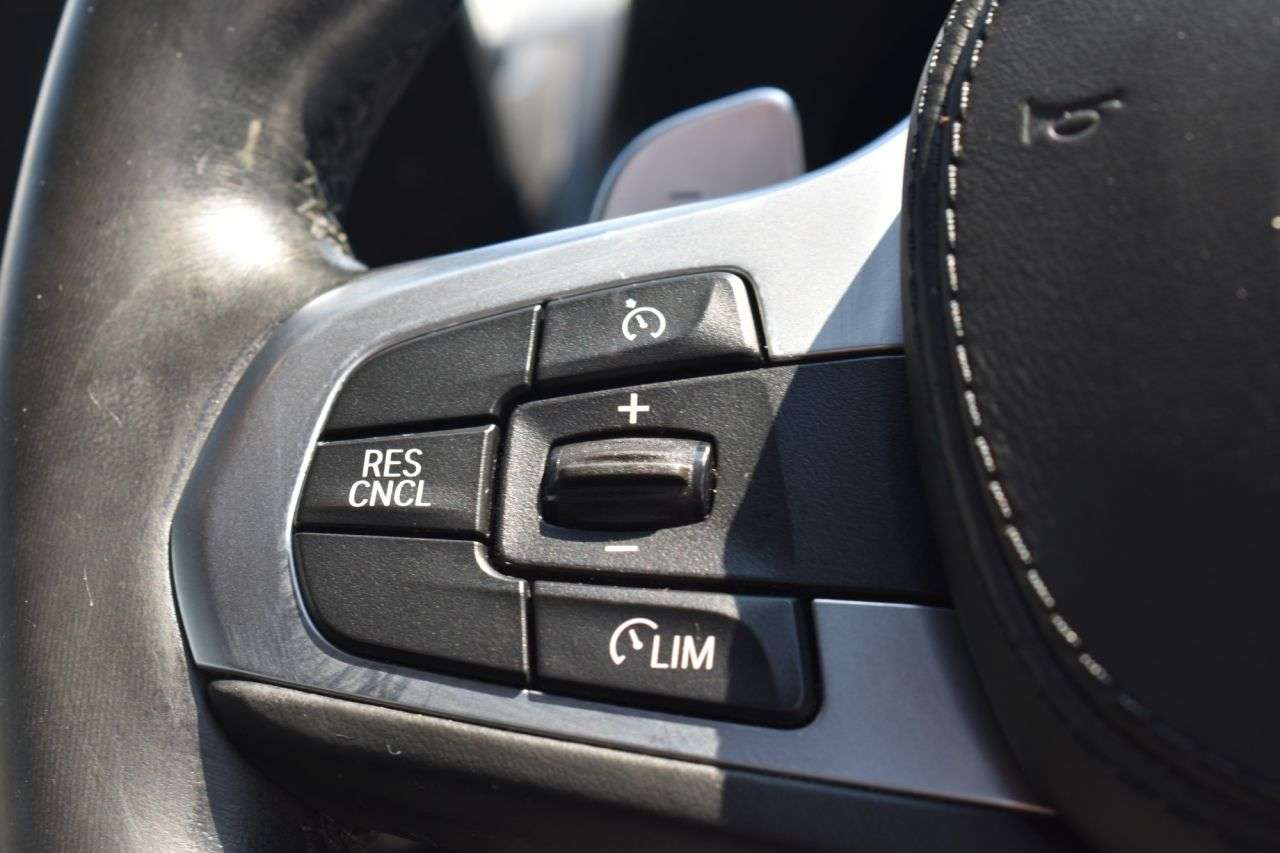 2019 BMW 5 SERIES 2019 BMW 5 SERIES