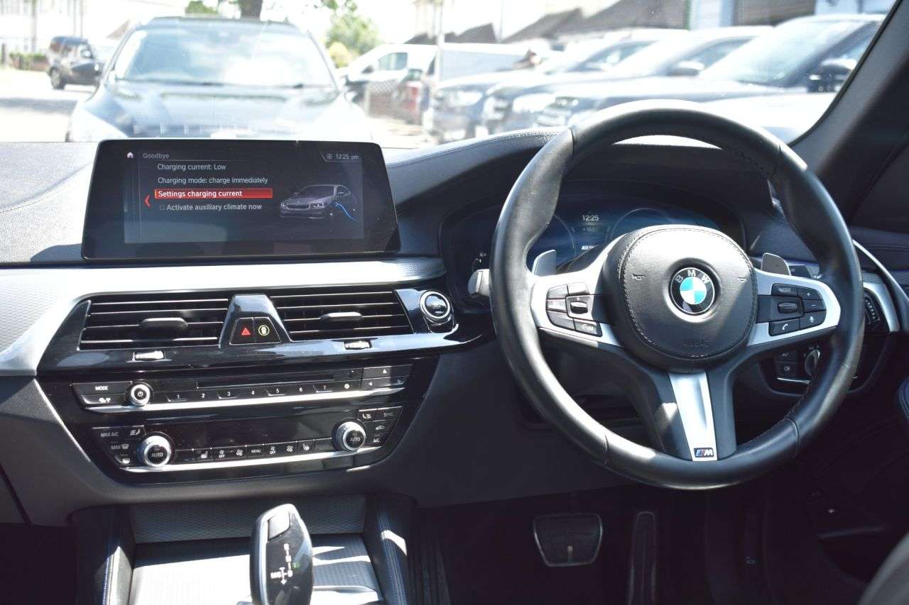 2019 BMW 5 SERIES 2019 BMW 5 SERIES