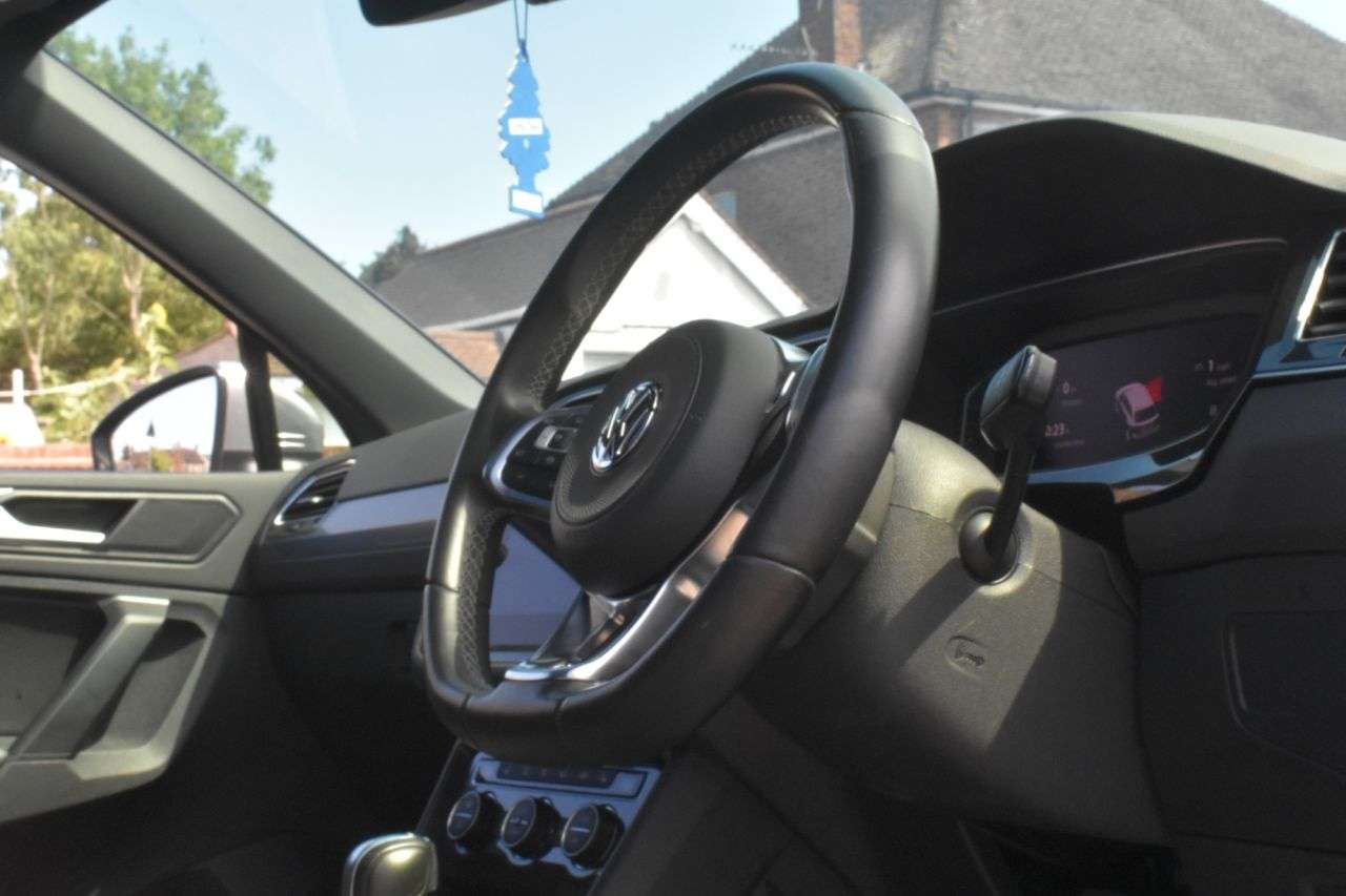 2019 VOLKSWAGEN TIGUAN 2019 VOLKSWAGEN TIGUAN