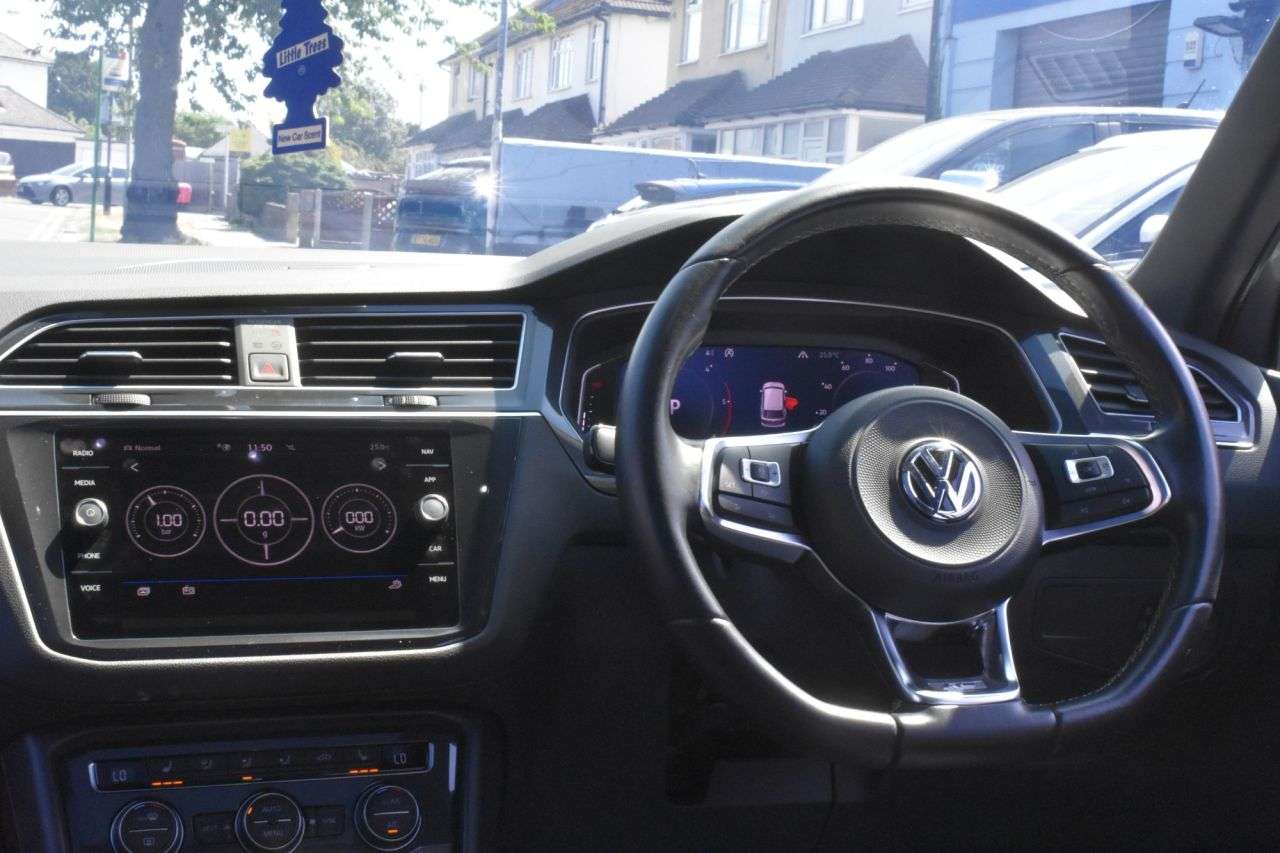 2019 VOLKSWAGEN TIGUAN 2019 VOLKSWAGEN TIGUAN