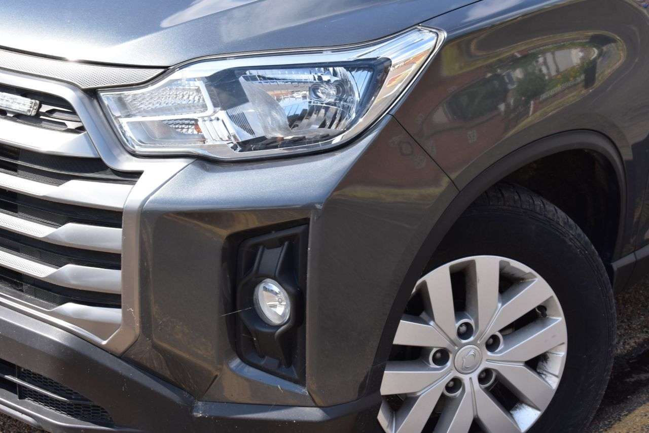 A 2023 SSANGYONG MUSSO NO VAT 2.2D EX Pickup Double Cab 4dr Diesel Manual 4WD Euro 6 | 2 KEYS | 1 A 2023 SSANGYONG MUSSO NO VAT 2.2D EX Pickup Double Cab 4dr Diesel Manual 4WD Euro 6 | 2 KEYS | 1